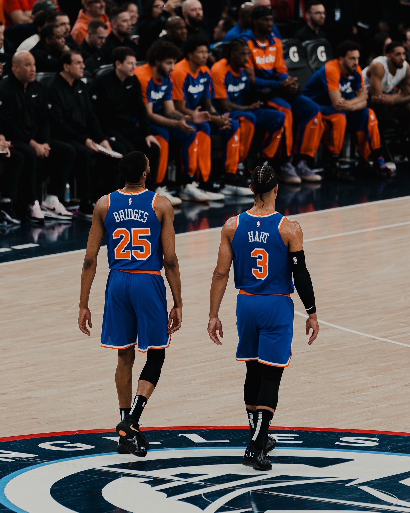 开云登录入口-纽约尼克斯迎欧超杯关键赛，今夜伤情更新，气氛紧张，更衣室氛围转暖-开云登录入口